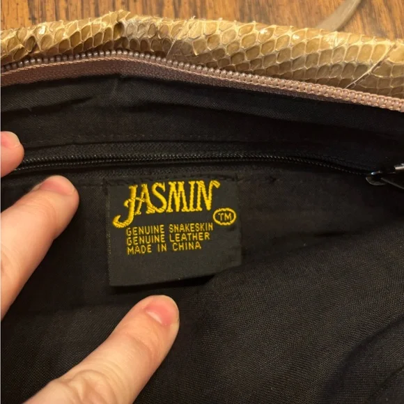 Jasmin leather snake skin purse - Picture 3 of 10